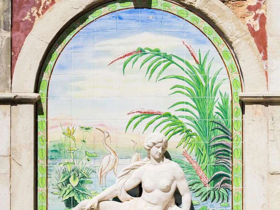 details of palacio de estoi algarve