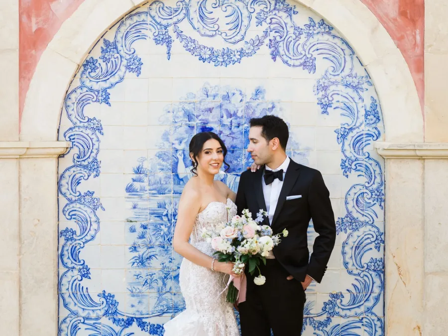 bride and groom at estoi palace