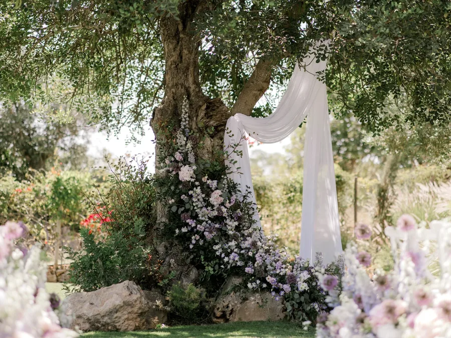 wedding ceremony decor with pastel flowers romatic timeless